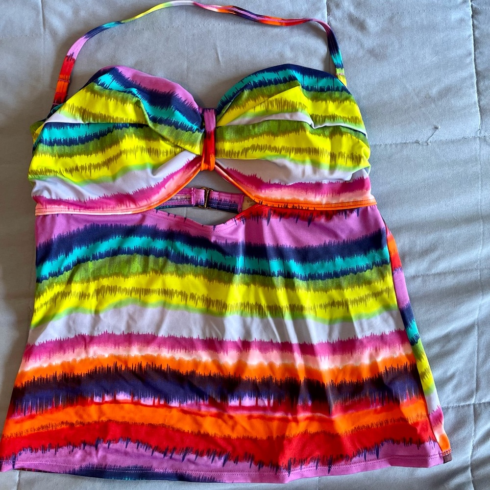 Victoria’s Secret swim top